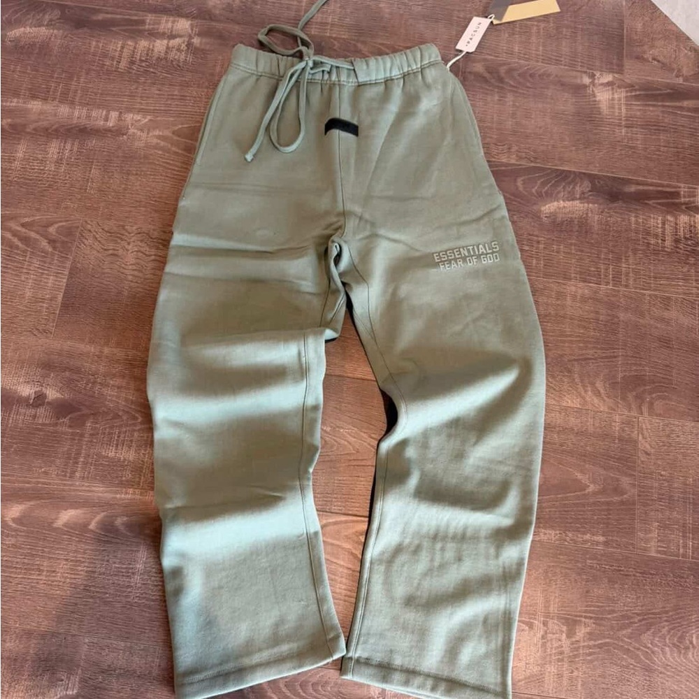 Fear Of God Essentials Sycamore Relaxed Sweatpants SS23 Size XS Brand New